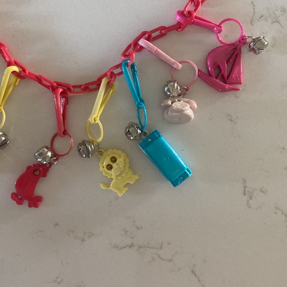 1980’s Bell Charm Nexklace - Picture 4 of 4